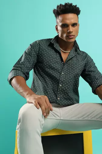 Campus sutra men's forest green micro flower shirt