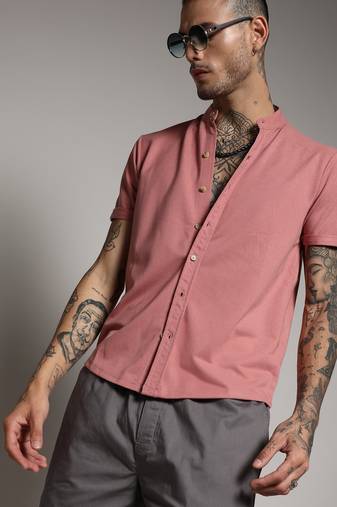Campus sutra men's salmon pink basic shirt