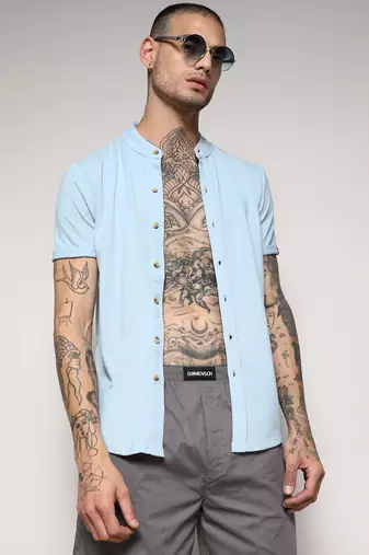 Campus sutra men's light blue basic shirt