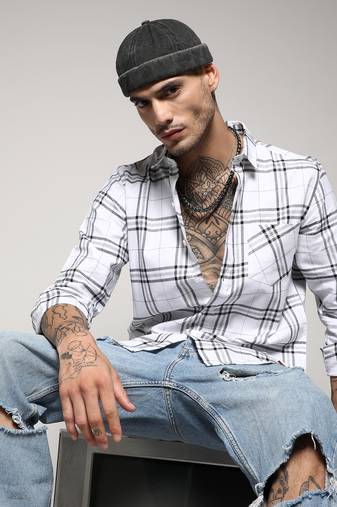 Campus sutra men's white & black tartan plaid shirt