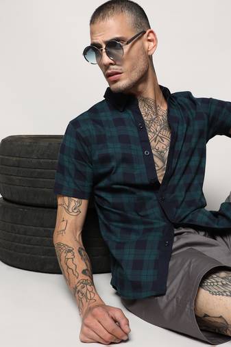 Campus sutra men's green & blue tartan plaid shirt