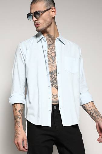Campus sutra men's solid light blue regular fit shirt