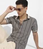 Men's light grey & navy blue contrast knitted shirt