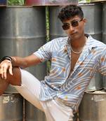 Men's abstract print button up shirt