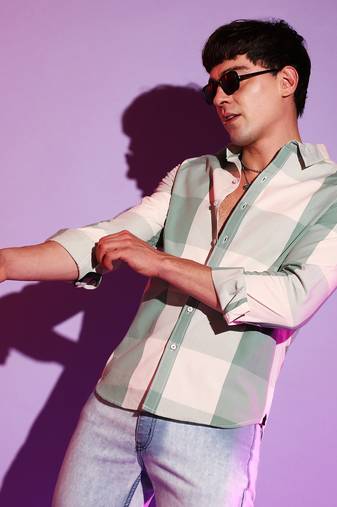 Campus sutra men's cotton buffalo check shirt