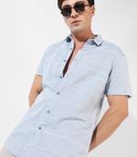 Campus sutra men's light blue textured regular fit casual shirt
