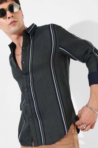 Campus sutra men's emerald green striped regular fit casual shirt