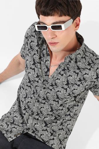 Campus sutra men's grey printed regular fit casual shirt