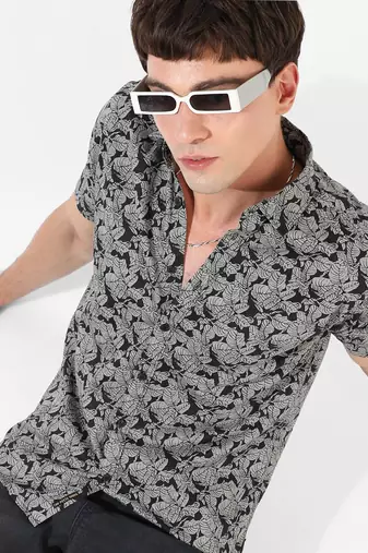 Campus sutra men's grey printed regular fit casual shirt