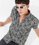Campus sutra men's grey printed regular fit casual shirt