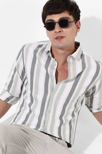 Men's multitrack striped button up shirt