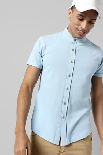 Men's solid light blue regular fit casual shirt