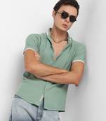 Men's sage green contrast hem shirt