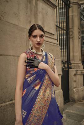 Blue Soft Silk Beautiful Weaving Border And Rich Pallu Saree With Blouse For Women 2
