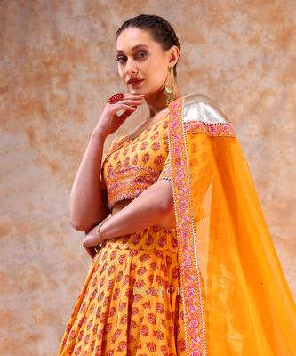 Dil Kash Yellow Lehenga Set 3