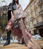 Light Grey Banarasi Silk Zari Weaving Border And Rich Pallu Saree With Blouse For Women