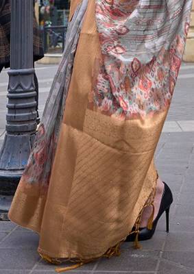Grey Banarasi Silk Zari Weaving Border And Rich Pallu Saree With Blouse For Women 3