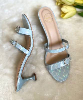 Blue diamond heels 3