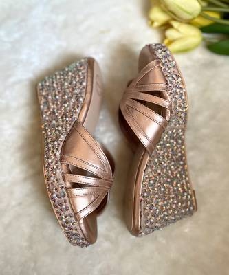 Rose gold wedges 2