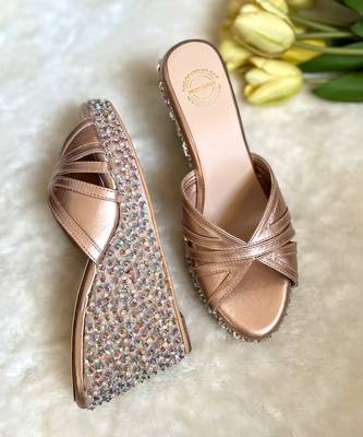 Rose gold wedges 4