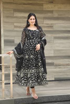 DAMINI'S BLACK COLOURED  EMBROIDERY ANARKALI SUIT SET - 03 3