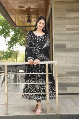 DAMINI'S BLACK COLOURED  EMBROIDERY ANARKALI SUIT SET - 03 5