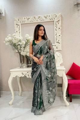 Green Abrstract Print Saree With Resham Work On Jimmy Choo c Glam Bolly Party Looks 1