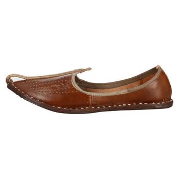 Holed amber leather men's jodhpuri mojaris 4