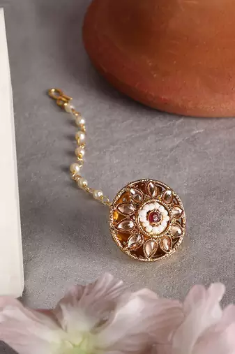Gold-plated red & white stone-studded & beaded maang tikka(borla)