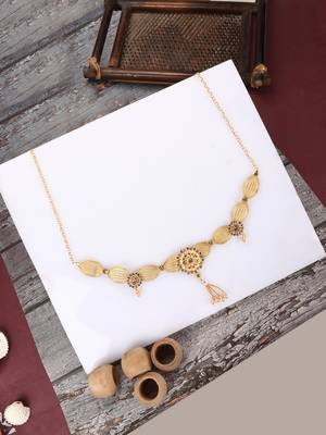 Off-white gold-plated kundan studded & beaded handcrafted kamarbandh 2
