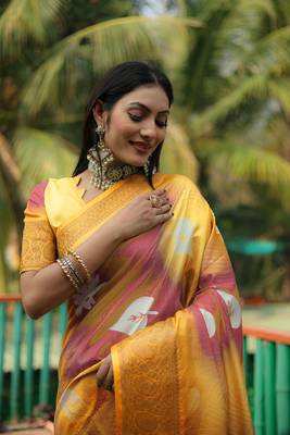 Yellow Dola silk blend Woven Saree With Flower Digital Printed Girlish Looks 2