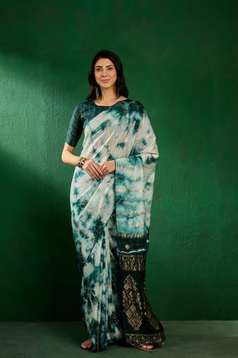 Ethnic Green Trendy Staple Cotton c Woven Designer Pleasureful Saree