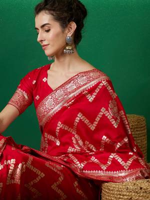 Red Ethnic Woven Staple Dola Cotton c Festive Season Saree 3