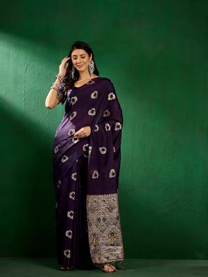 Voilet Woven Jacquard Work Saree Ceremonial Indian Looks 1