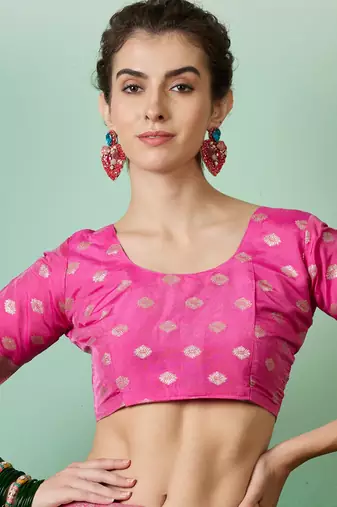 Graceful Pink Zari Woven Elegant Traditional Looks Partywear Saree