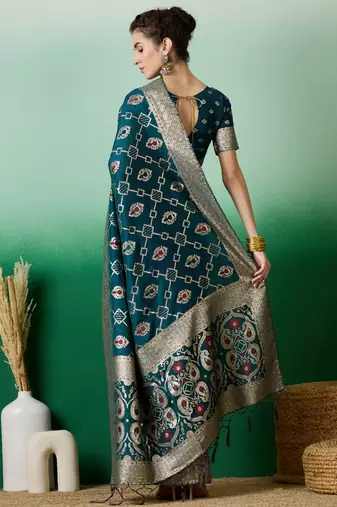 Graceful Teal Zari Woven Elegant Traditional Looks Partywear Saree