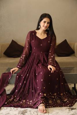 VIBHUTI'S WINE COLOURED ANARKALI EMBROIDERY  SUIT SET - 06 3