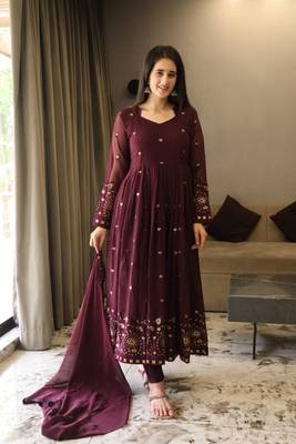 VIBHUTI'S WINE COLOURED ANARKALI EMBROIDERY  SUIT SET - 06 4
