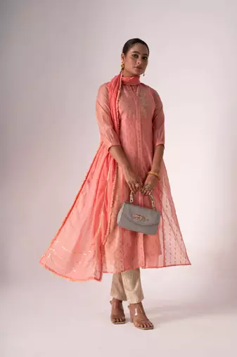 Pink colour heavy wedding reception dress for perfect bridesmaid look