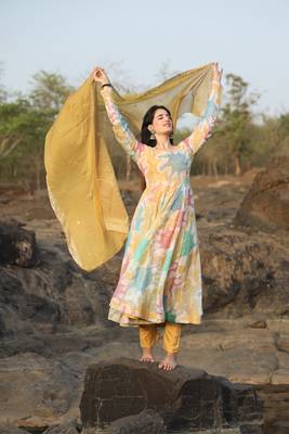  MULTI COLOURED HAND PRINT ANARKALI SUIT SET - 08 4