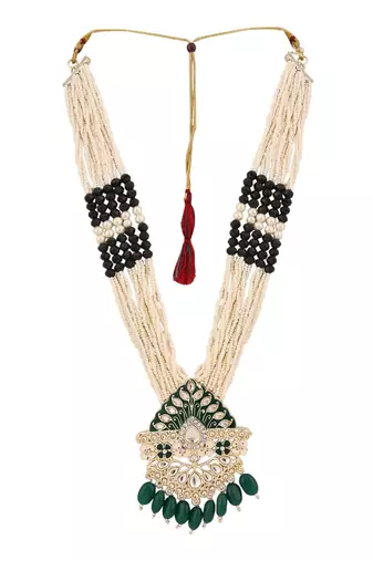 Anikas creation green jewellery set for timeless sophistication