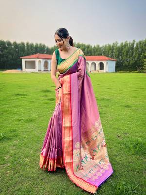 Lavender Color Paithani Weaving Sarees Woth Elegant Rich Pallu Saree 1
