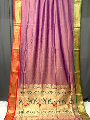 Lavender Color Paithani Weaving Sarees Woth Elegant Rich Pallu Saree 5