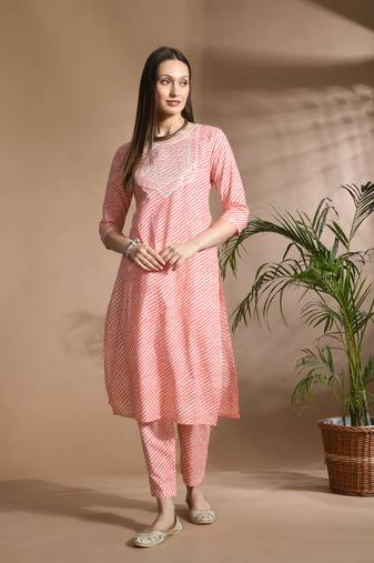 Pink leheriya printed with sequin work cotton straight kurta with payjama set