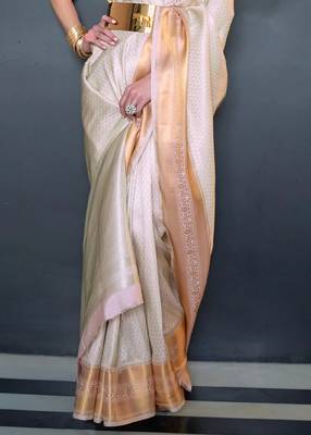 White Faux Kanjivaram Silk Zari Weaving Border And Rich Pallu Saree With Blouse For Women 3