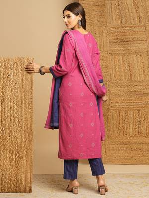 Pink dobby v-neck straight suit set with minimal hand embroidery highlighted with oxidised trims. 2