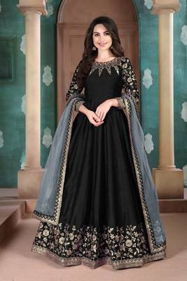 Black embroidered adda silk anarkali suit 1