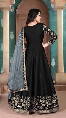 Black embroidered adda silk anarkali suit 2