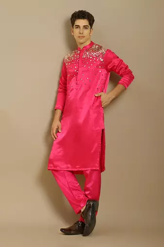 Hot pink embroiderd kurta with pant