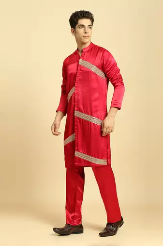 Red embroidered kurta with pant